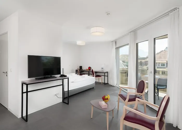 The Freddie Mercury Hotel 4*