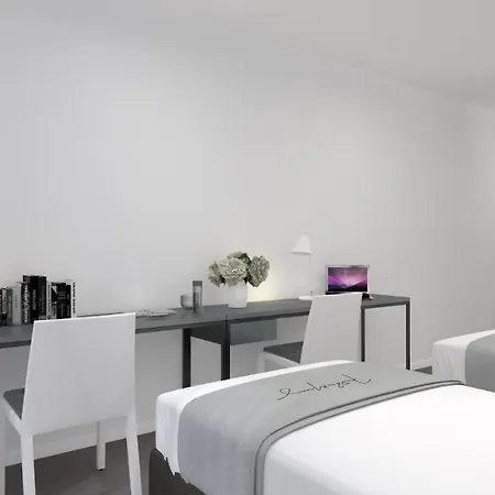 The Freddie Mercury Hotel 4* Montreux
