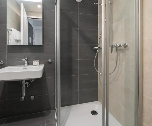 The Freddie Mercury Hotel Hotel 4*