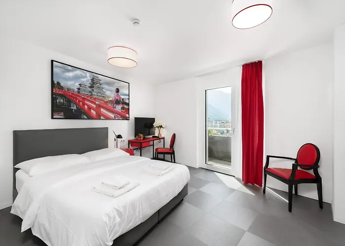 The Freddie Mercury Hotel 4* Montreux